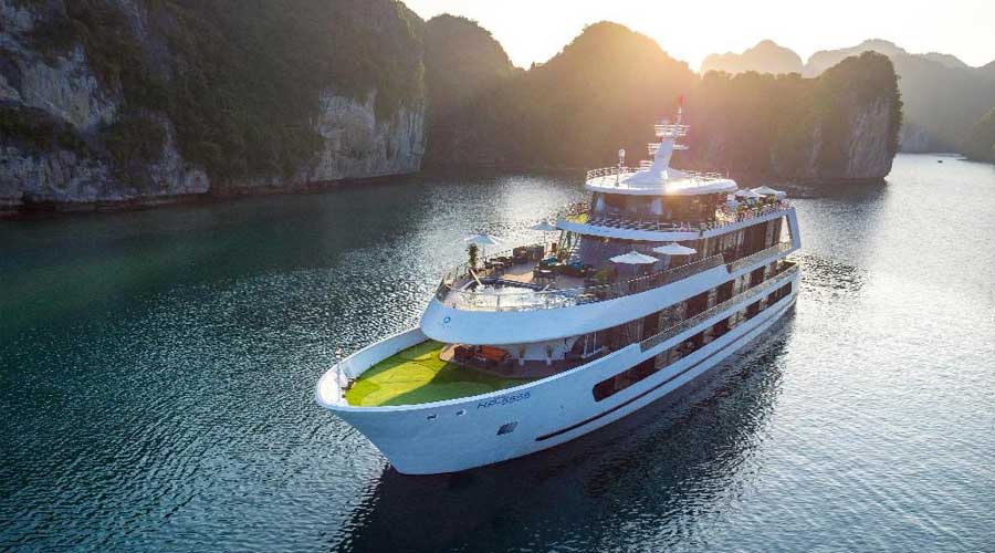 EW02 [HOT COMBO] for 1 night hotel & 1 night on Board Suite balcony room on Luxury Halong Bay 6-star cruise